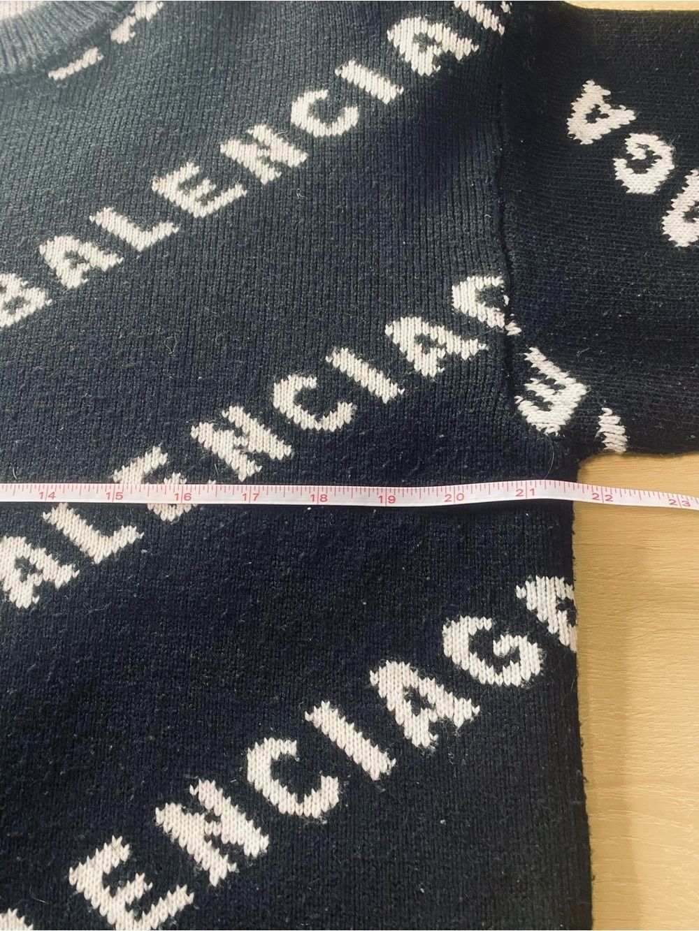 🛍️Balenciaga Black Crewneck Sweater with White All-Over Logo - Picture 10 of 14
